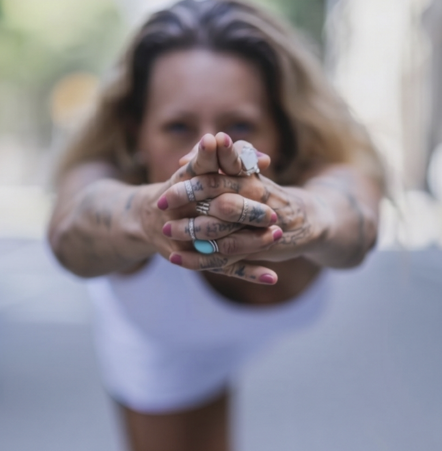 Mãos em mudra de meditação